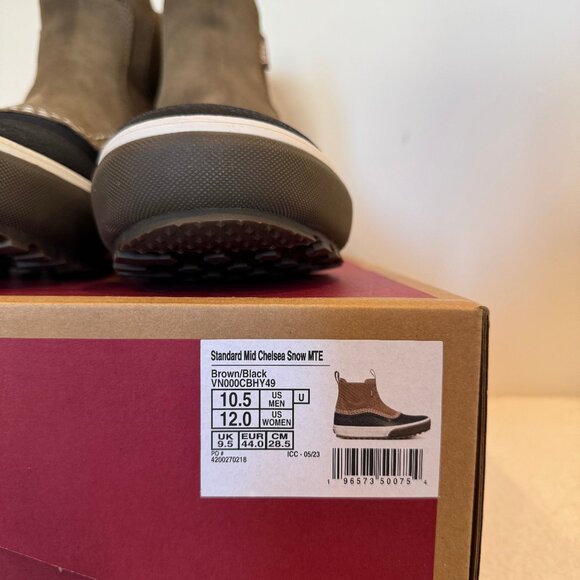 Vans Standard Mid Chelsea Snow MTE Boots - Picture 7 of 7